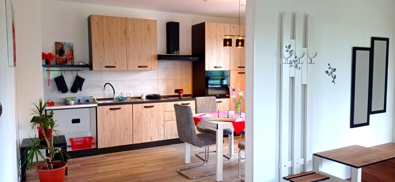 Apartmani Melia Marčelji Exterior foto